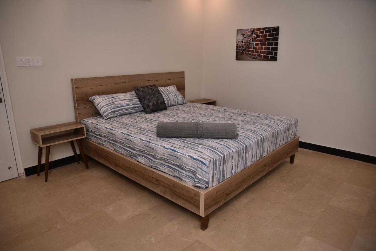 The Bliss Lejlighedshotel Rawalpindi Eksteriør billede