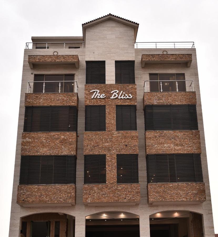 The Bliss Lejlighedshotel Rawalpindi Eksteriør billede