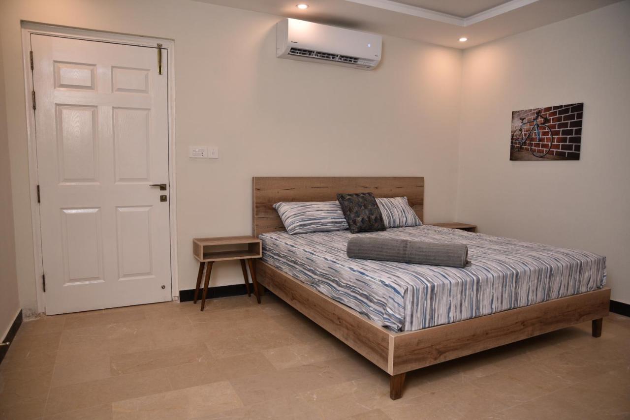 The Bliss Lejlighedshotel Rawalpindi Eksteriør billede